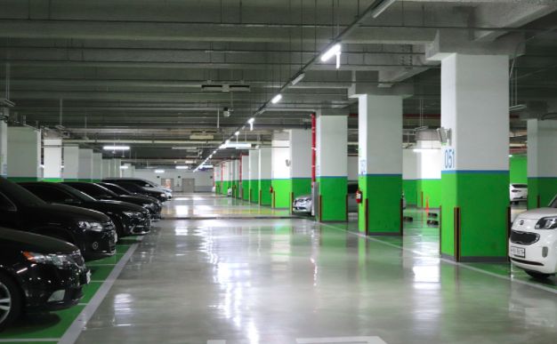 智慧停車新篇章 涂鴉智能停車場(chǎng)尋車管理系統(tǒng)