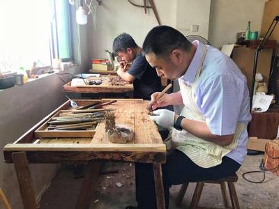 匠心筑夢，示范引領——萬少君工藝美術品設計工作室工匠示范基地與收藏品鑒定評估服務